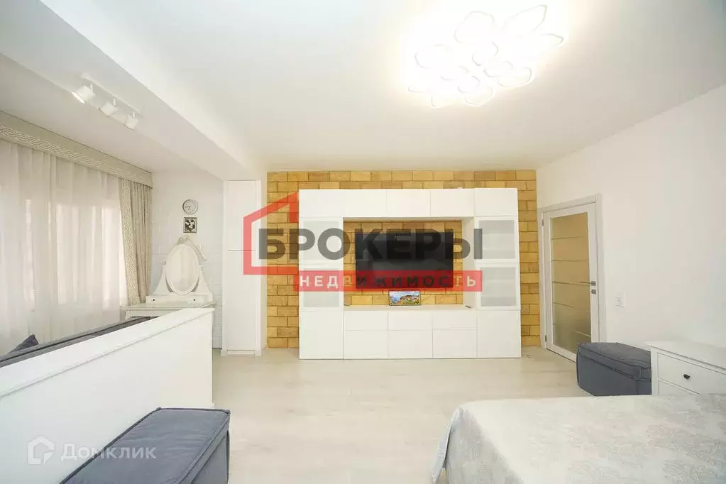 Продаётся 1-к квартира, 54 м - Фото 0
