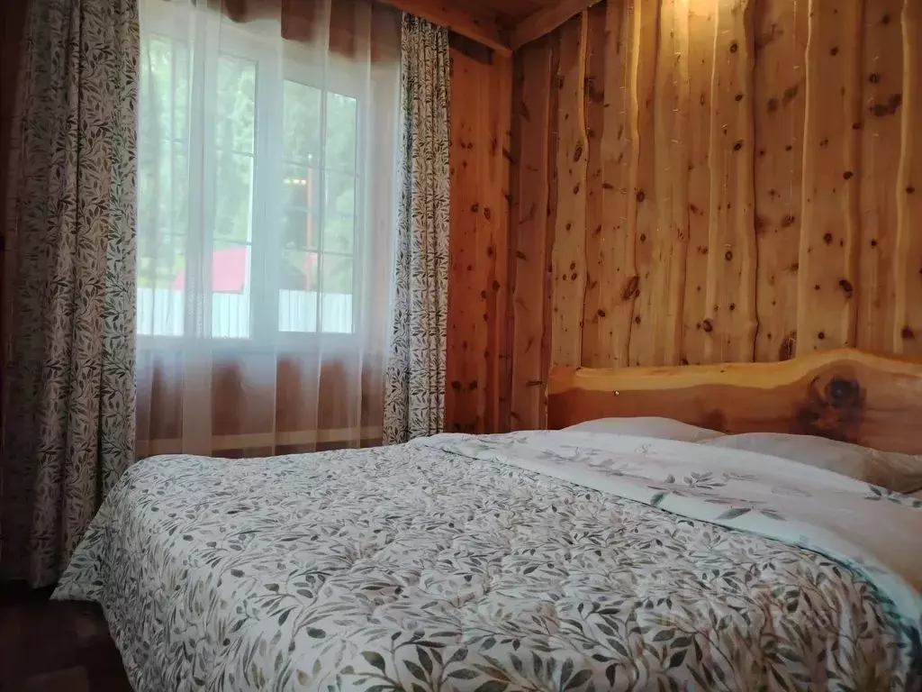 Комната Алтай, Турочакский район, с. Артыбаш Молодежная ул., 25Б - Фото 0