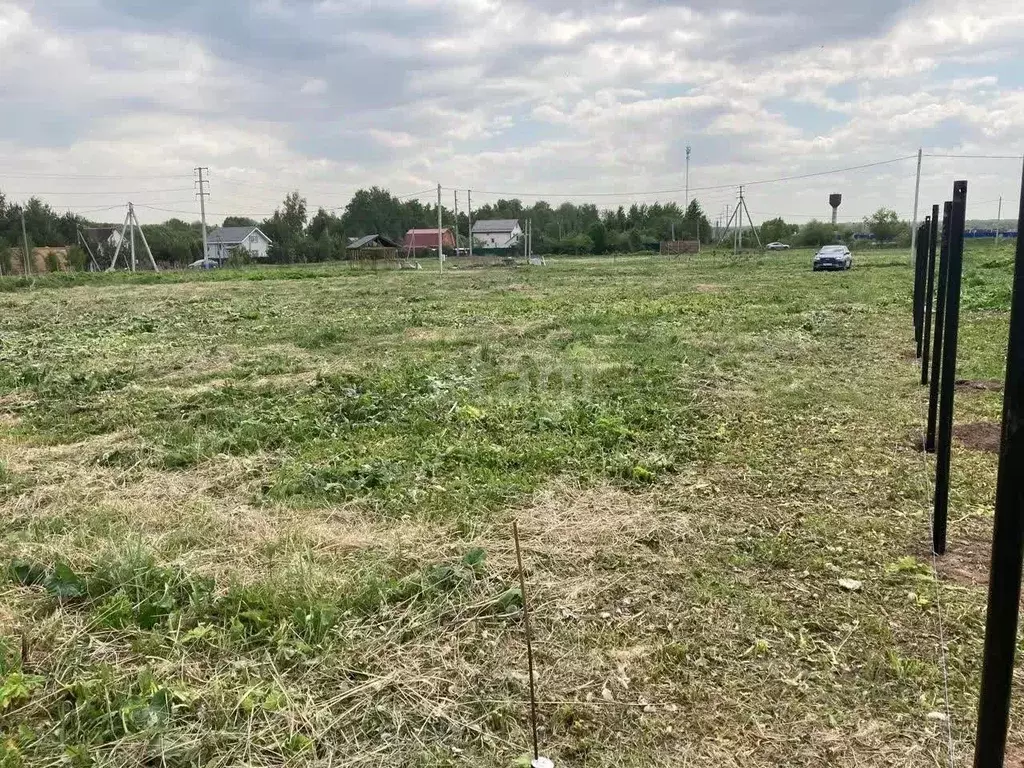 Участок в Московская область, Домодедово городской округ, д. Голубино ... - Фото 1