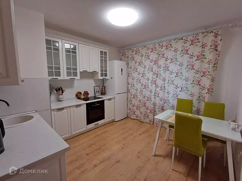 Продаётся 2-к квартира, 55.2 м - Фото 0