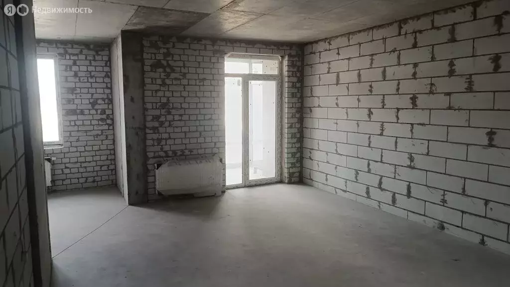 Квартира-студия: Волгоград, Батальонная улица, 9 (46.5 м) - Фото 1