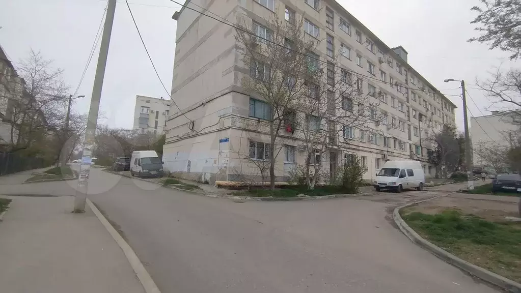 Комната 12 м в 5-к., 1/6 эт. - Фото 0