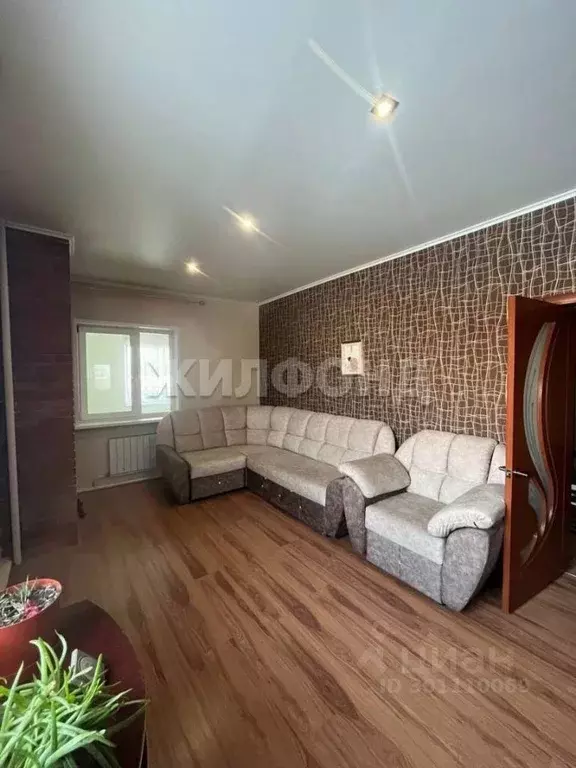 Дом в Хакасия, Черногорск Перспективная ул. (342 м) - Фото 2