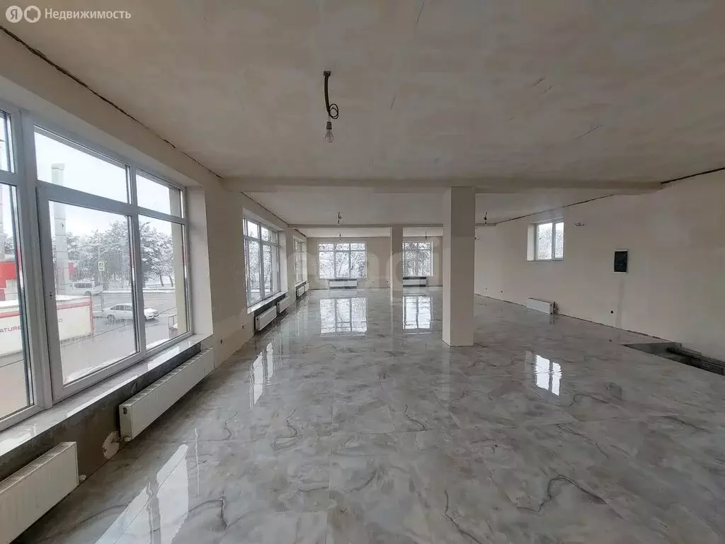 Торговая площадь (272.2 м) - Фото 1