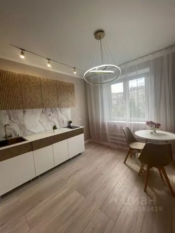 3-к кв. Челябинская область, Челябинск Комсомольский просп., 112 (65.0 ... - Фото 1