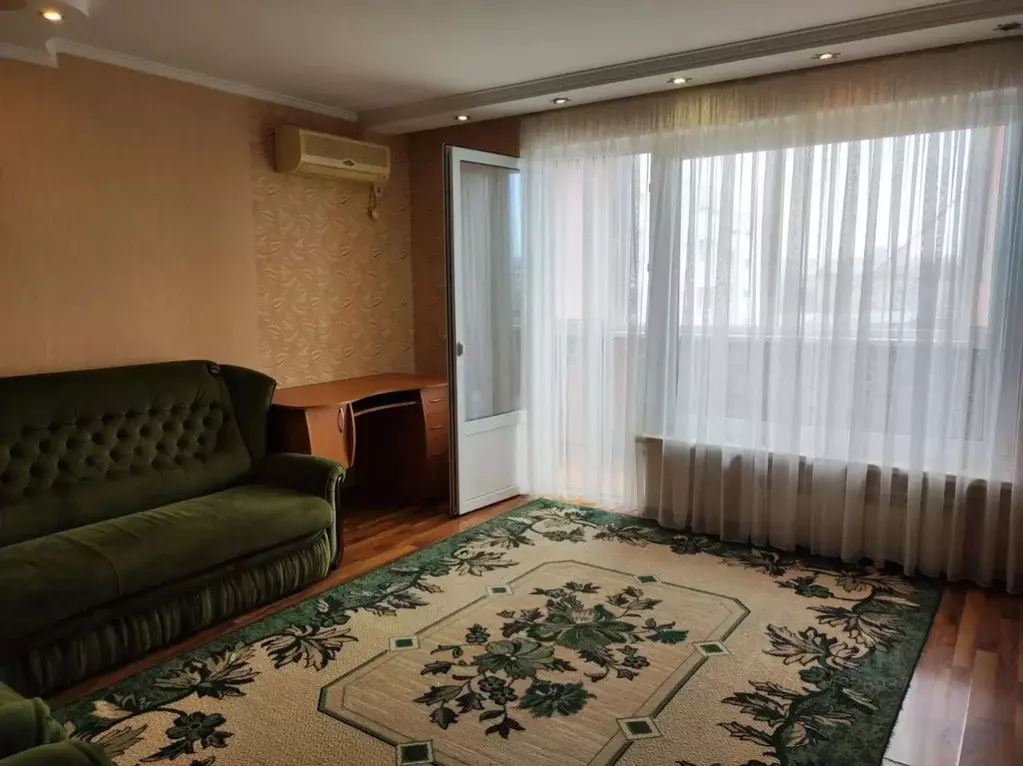 2-к кв. Севастополь просп. Октябрьской Революции, 23к3 (61.8 м) - Фото 1