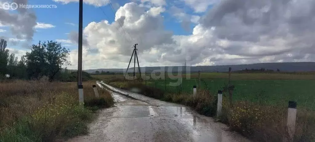 Участок в Бахчисарайский район, село Красный Мак (104.29 м) - Фото 2