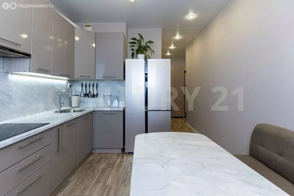 2-комнатная квартира: Ульяновск, проспект Генерала Тюленева, 6Б (63 м) - Фото 1