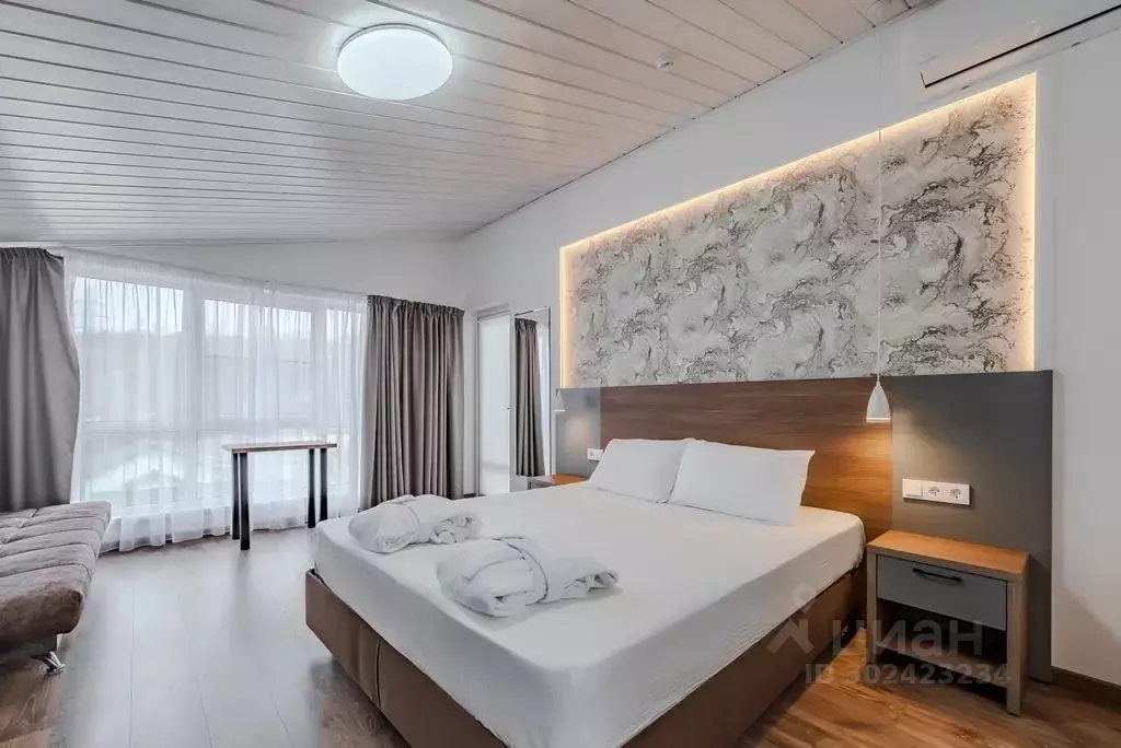 Комната Краснодарский край, Сочи Главная ул., 9/7 - Фото 1