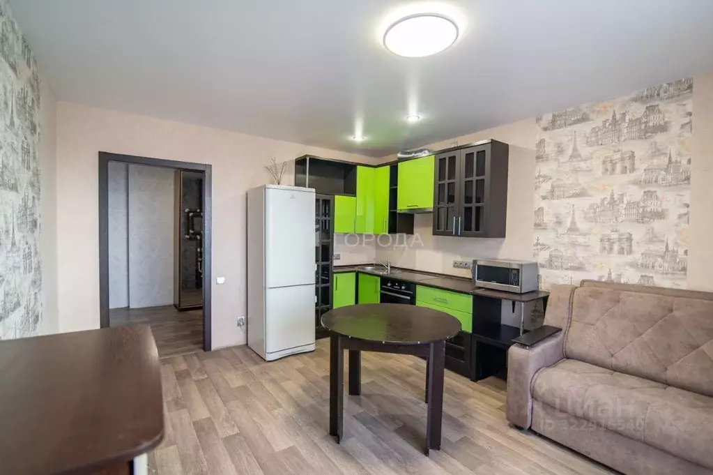 3-к кв. Алтайский край, Барнаул ул. Сергея Ускова, 42 (60.0 м) - Фото 1