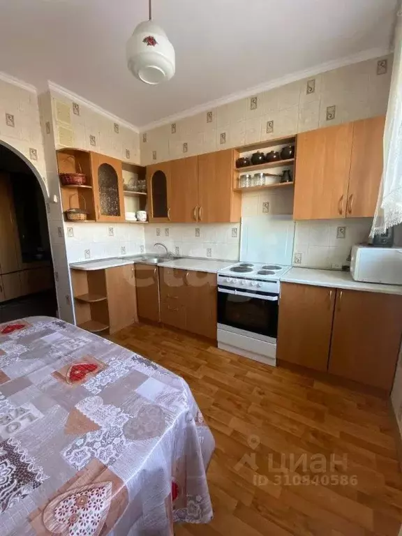 4-к кв. Ханты-Мансийский АО, Когалым Югорская ул., 36 (79.0 м) - Фото 1