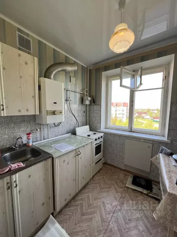 1-к кв. Псковская область, Великие Луки ул. Маршала Жукова, 18 (31.0 ... - Фото 1