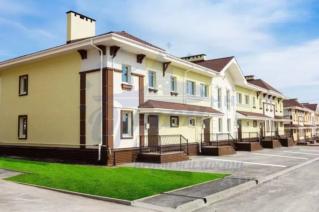 Таунхаус в Нижегородская область, Нижний Новгород д. Фроловское, ул. ... - Фото 0