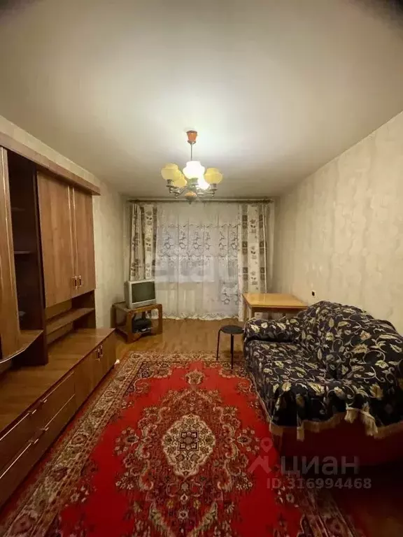 2-к кв. Белгородская область, Белгород ул. Есенина, 12 (50.2 м) - Фото 0