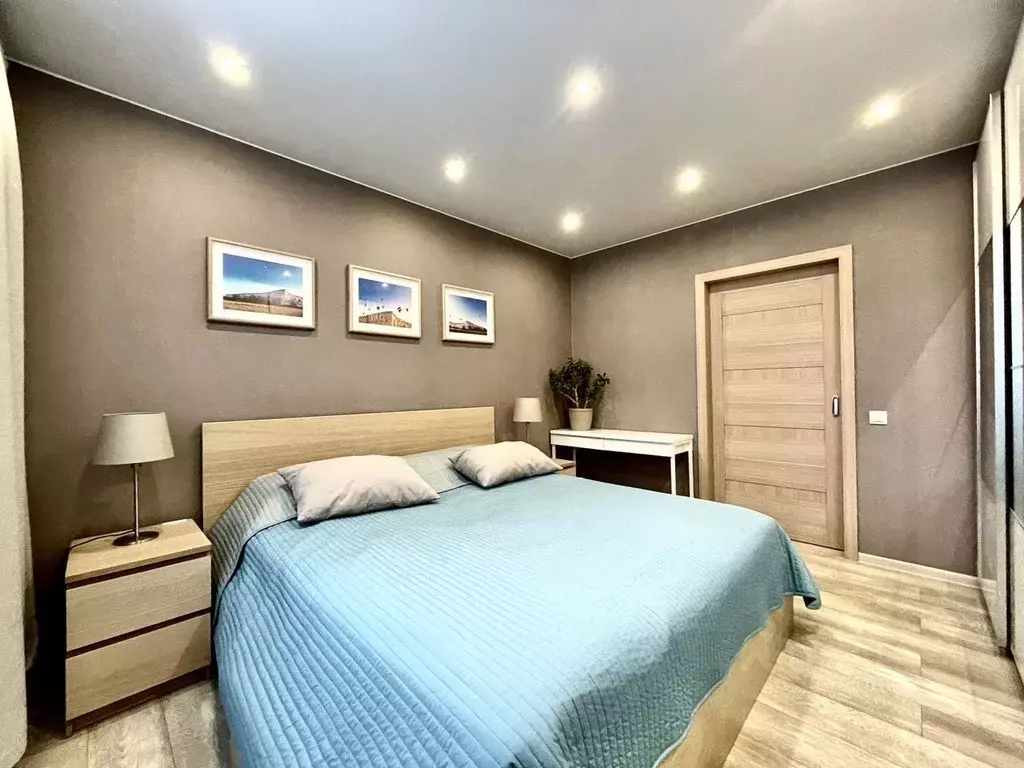 2-к кв. Санкт-Петербург ул. Шкапина, 9-11 (66.7 м) - Фото 1