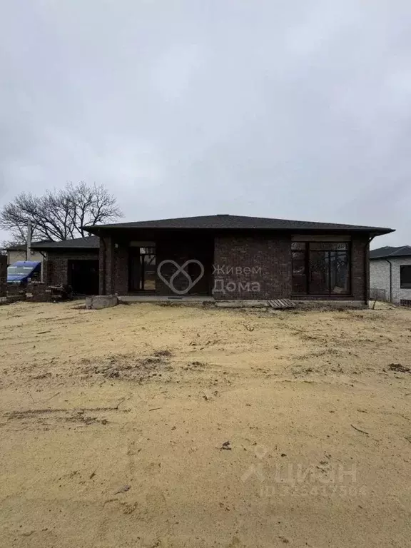 Дом в Волгоградская область, Волгоград ул. Джамбула Джабаева (128 м) - Фото 2