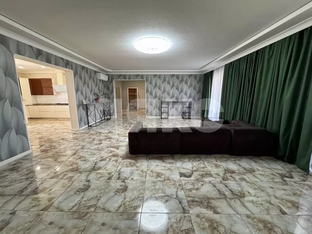 Дом в Краснодарский край, Кореновск пер. Крымский, 12 (244 м) - Фото 0