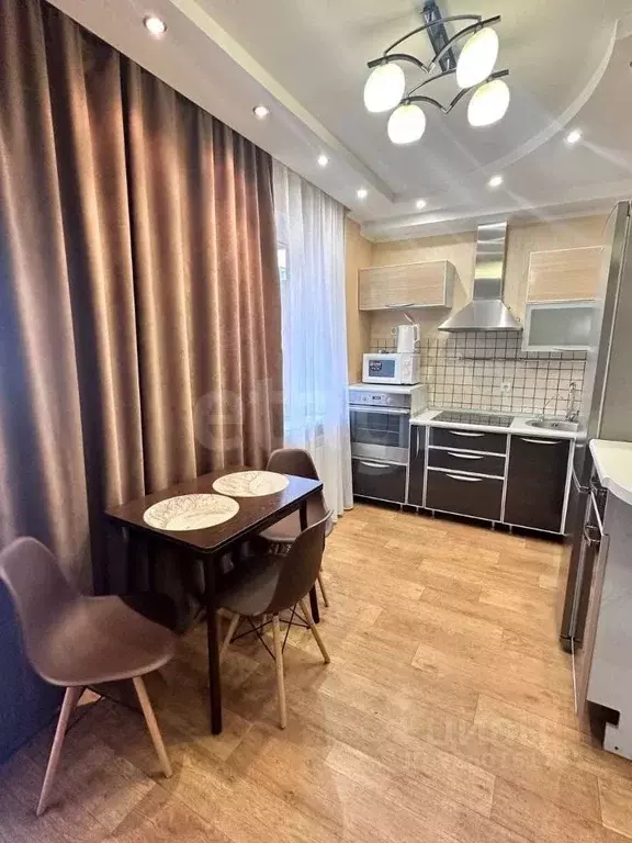 Студия Томская область, Томск ул. Жуковского, 35 (35.9 м) - Фото 1