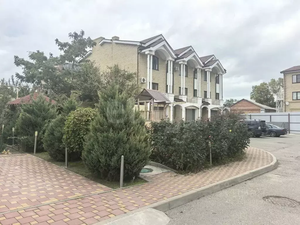 Таунхаус в Краснодарский край, Ейск ул. Пушкина (213 м) - Фото 1