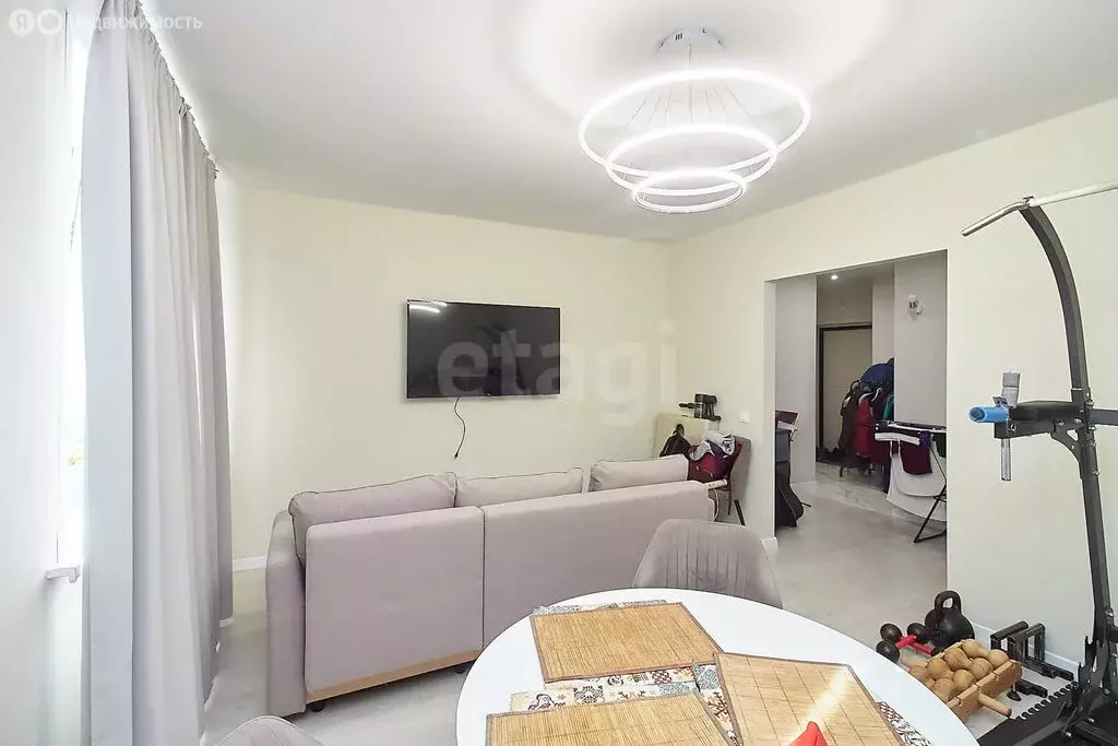 1-комнатная квартира: Тюмень, улица Мельникайте, 36к1 (53 м) - Фото 2