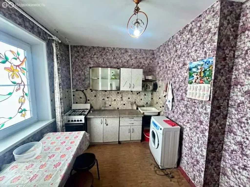 1-комнатная квартира: Губкин, улица Петра Великого, 10 (36.9 м) - Фото 2