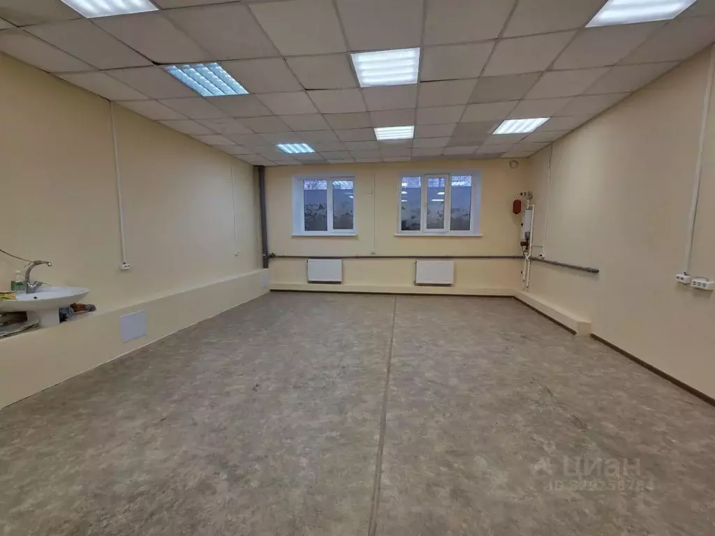 Помещение свободного назначения в Самарская область, Самара ул. ... - Фото 1