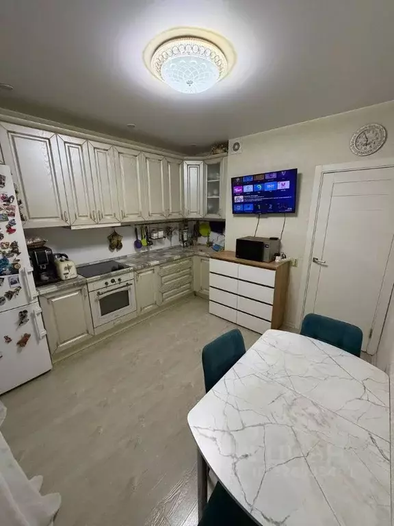 2-к кв. Москва Рублевское ш., 24К2 (80.0 м) - Фото 1