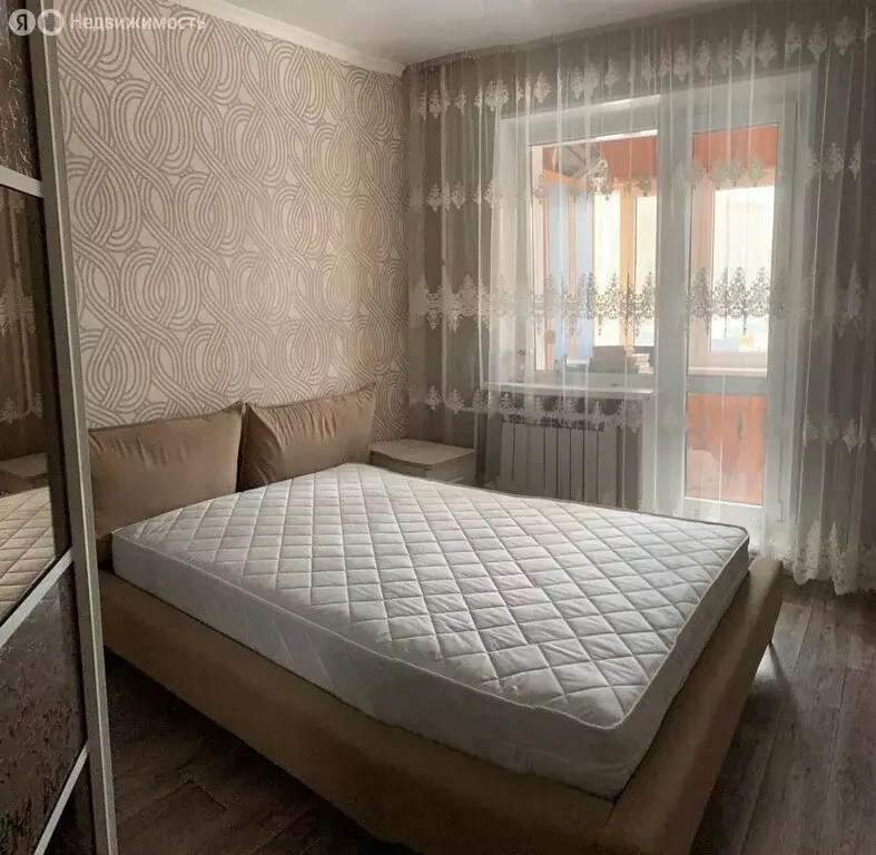 3-комнатная квартира: Ульяновск, Киевский бульвар, 8 (65 м) - Фото 0