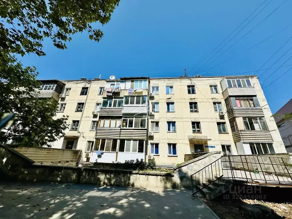 3-к кв. Севастополь Проспект Победы мкр,  (52.0 м) - Фото 2