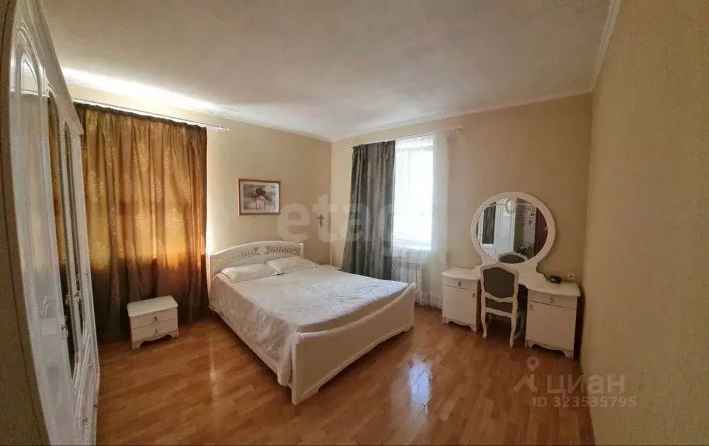 Дом в Саратовская область, Энгельсский район, Красноярское ... - Фото 1