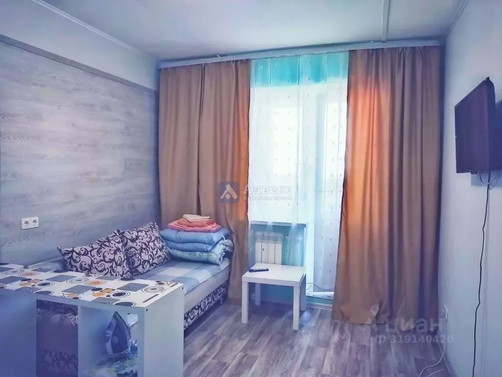 2-к кв. Тюменская область, Тюмень ул. Монтажников, 43 (40.0 м) - Фото 1