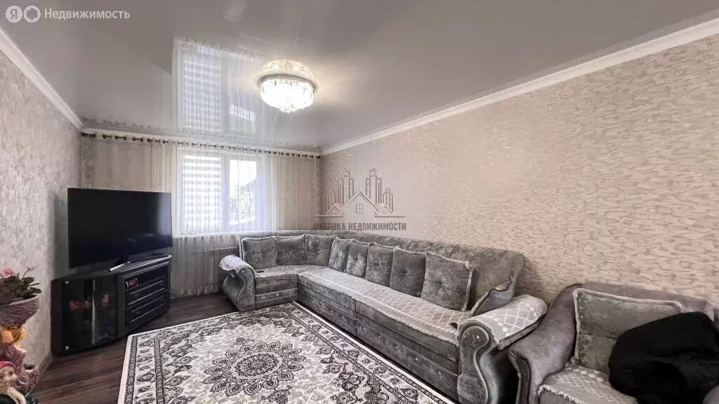 Дом в Фонтаны, улица Джами (340 м) - Фото 1