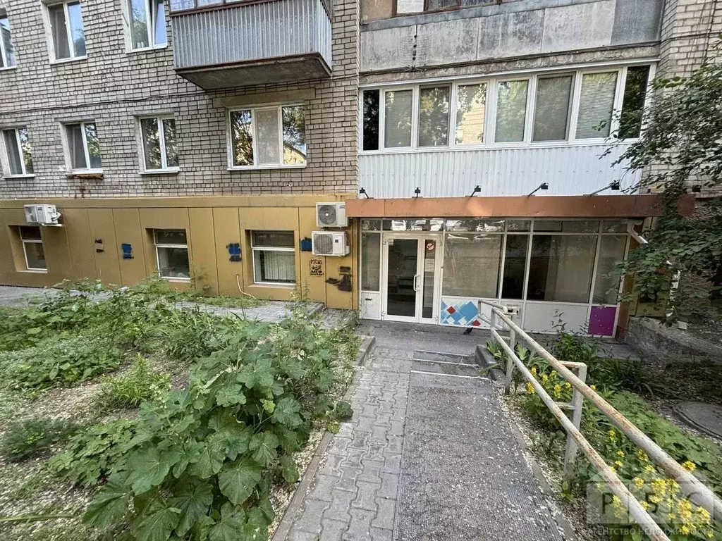 Помещение свободного назначения в Саратовская область, Саратов Рабочая ... - Фото 1