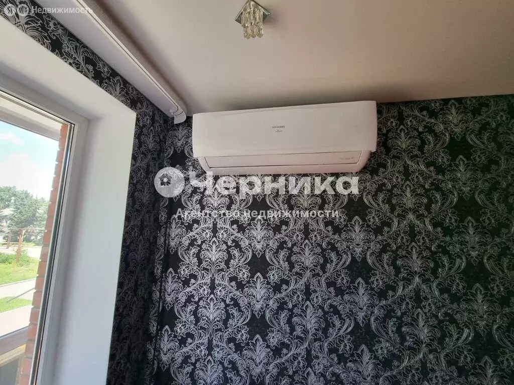 2-комнатная квартира: Шахты, Путиловский переулок, 18к1 (53 м) - Фото 1