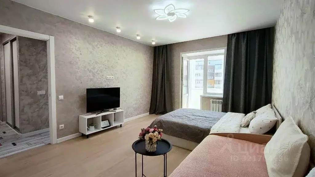 2-к кв. Пермский край, Пермь Уинская ул., 1 (56.0 м) - Фото 1