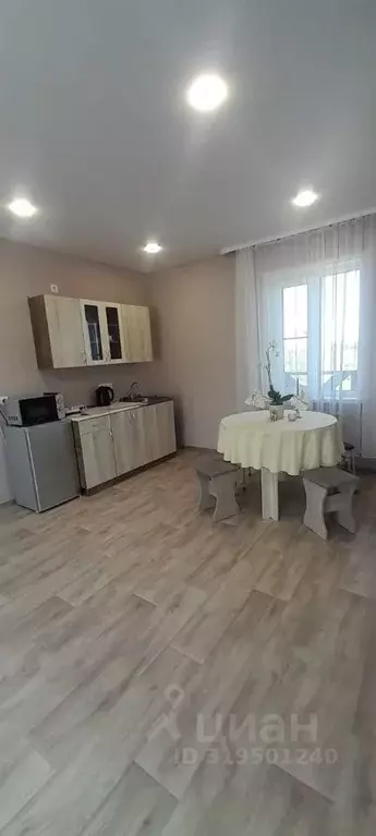 Дом в Алтайский край, Белокуриха ул. Бажова (68 м) - Фото 0