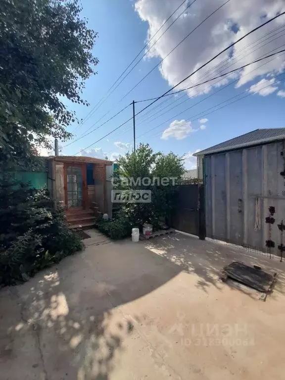 Дом в Астраханская область, Астрахань ул. 3-я Садовая (97 м) - Фото 1