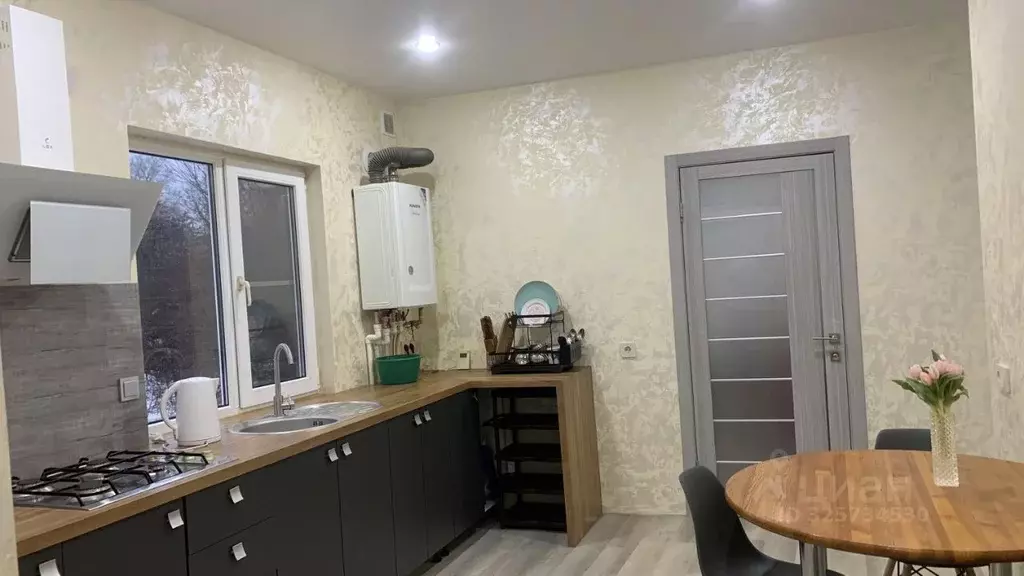 Дом в Краснодарский край, Хадыженск Апшеронский район, Набережный ... - Фото 2