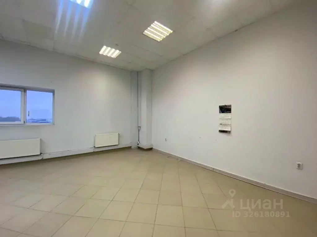 Помещение свободного назначения в Тульская область, Тула Новопарковая ... - Фото 1