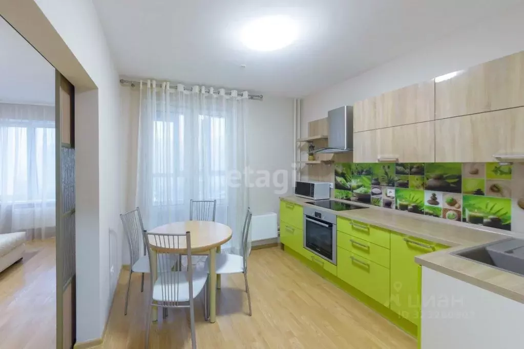 2-к кв. Тюменская область, Тюмень ул. Николая Зелинского, 19 (54.0 м) - Фото 2