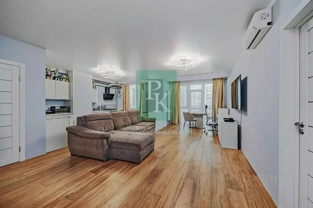 3-к кв. Севастополь ул. Челнокова, 17к1 (87.4 м) - Фото 1