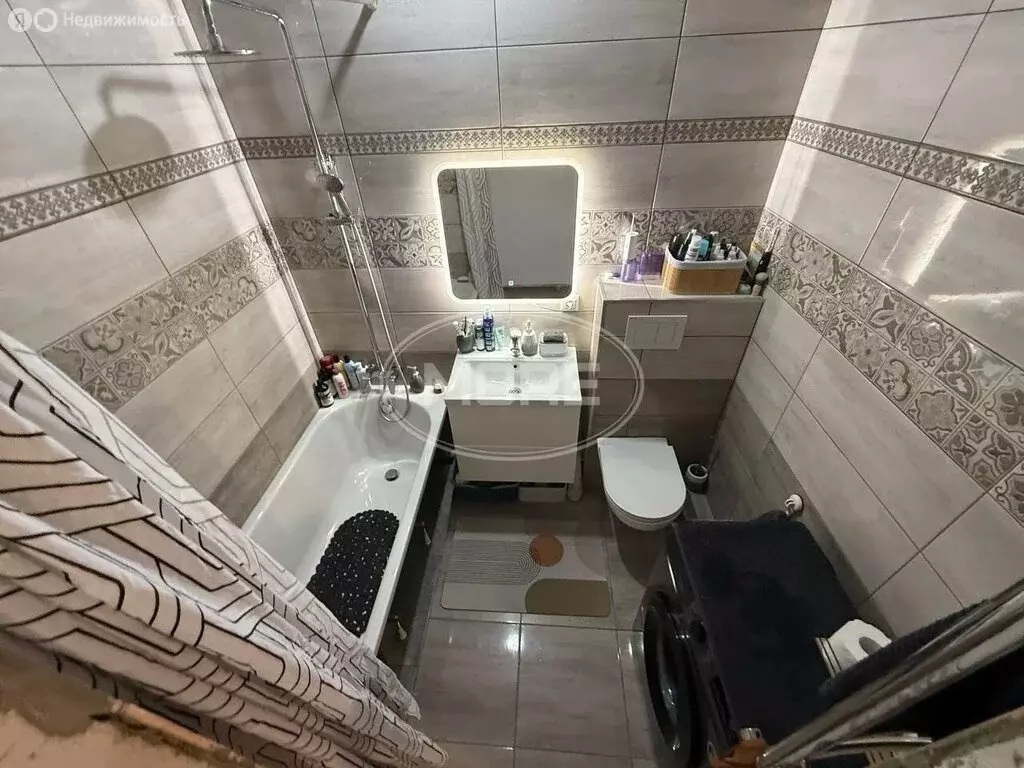 2-комнатная квартира: Калининград, улица Каблукова, 11А (50 м) - Фото 1