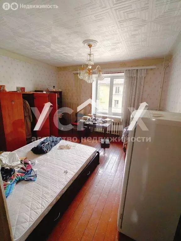 3-комнатная квартира: Кольчугино, улица Чапаева, 4 (65.9 м) - Фото 1