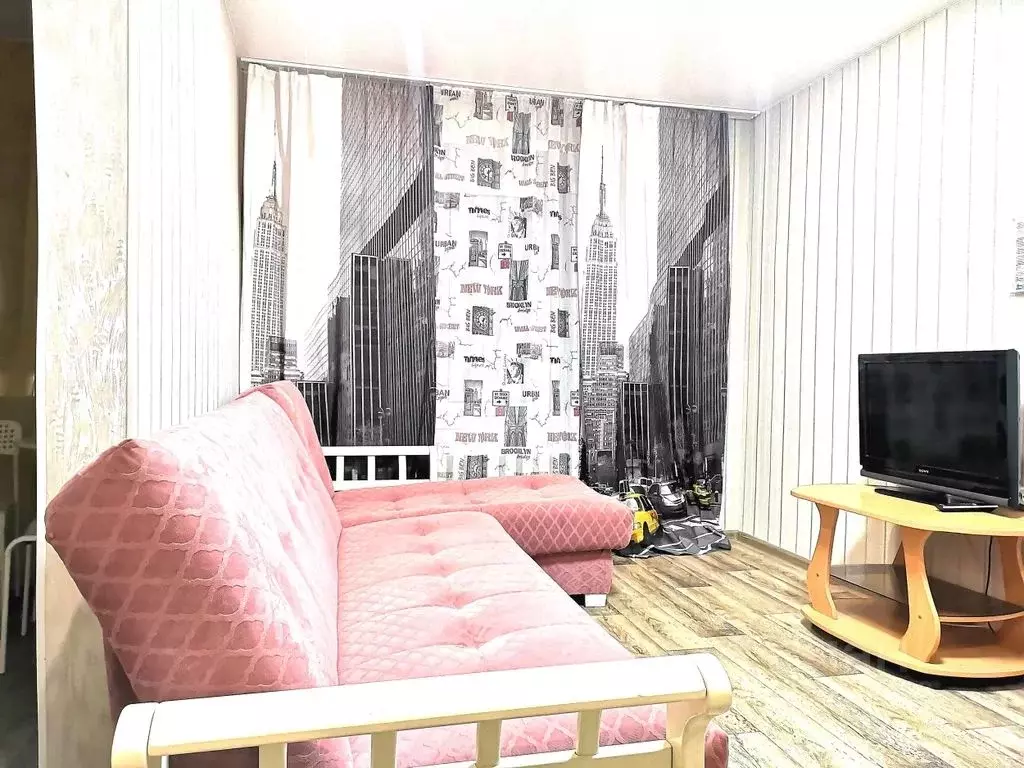 2-к кв. Пермский край, Пермь Комсомольский просп., 24 (45.0 м) - Фото 1