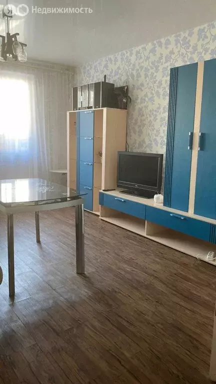 3-комнатная квартира: Екатеринбург, Тбилисский бульвар, 3 (62.8 м) - Фото 0
