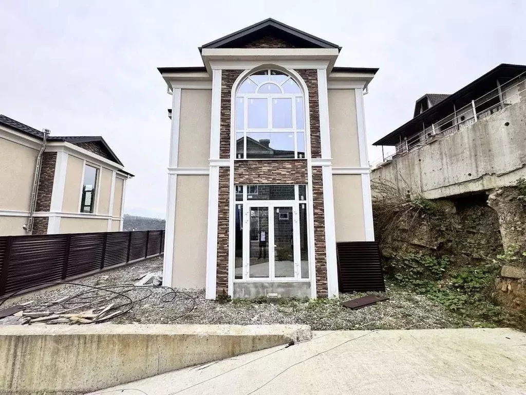 Дом в Краснодарский край, Сочи городской округ, с. Молдовка ул. ... - Фото 1