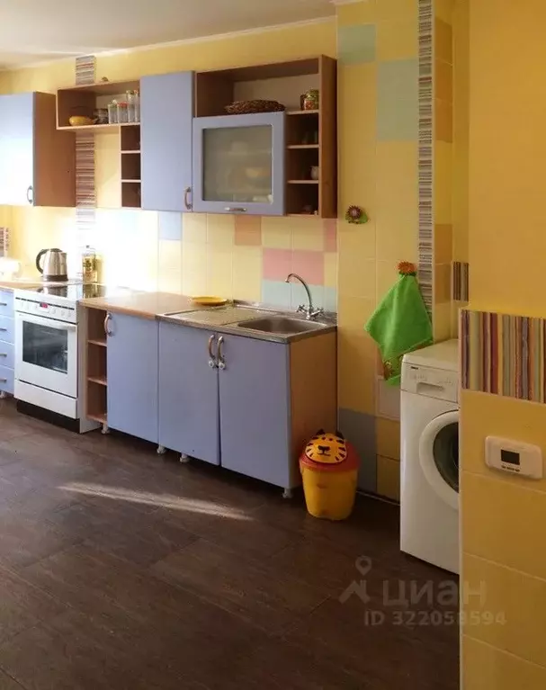 3-к кв. Красноярский край, Красноярск ул. Молокова, 50 (66.0 м) - Фото 2