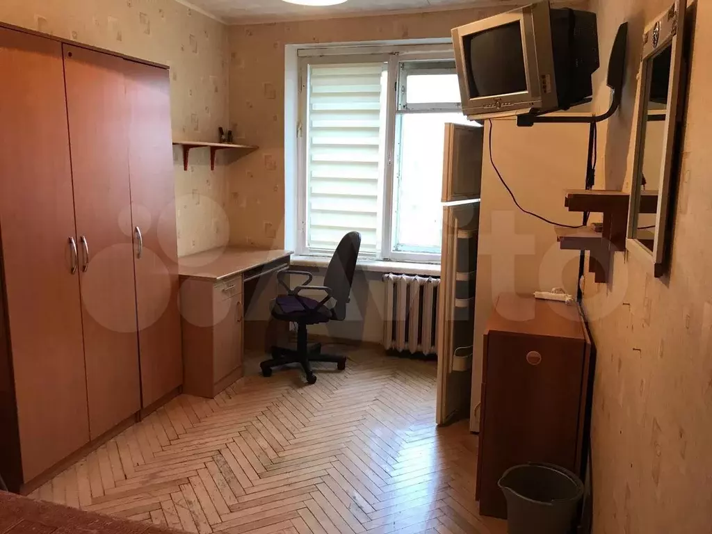 Комната 10,2 м в 3-к., 9/9 эт. - Фото 0