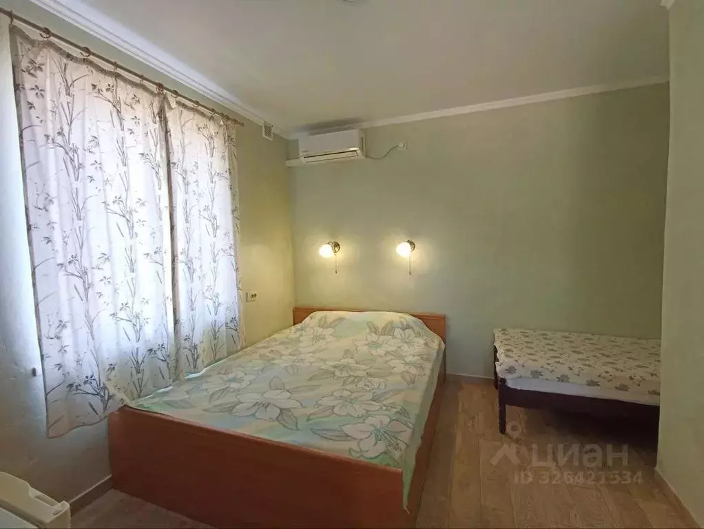 Комната Крым, Черноморский район, Оленевское с/пос, с. Оленевка ул. ... - Фото 2