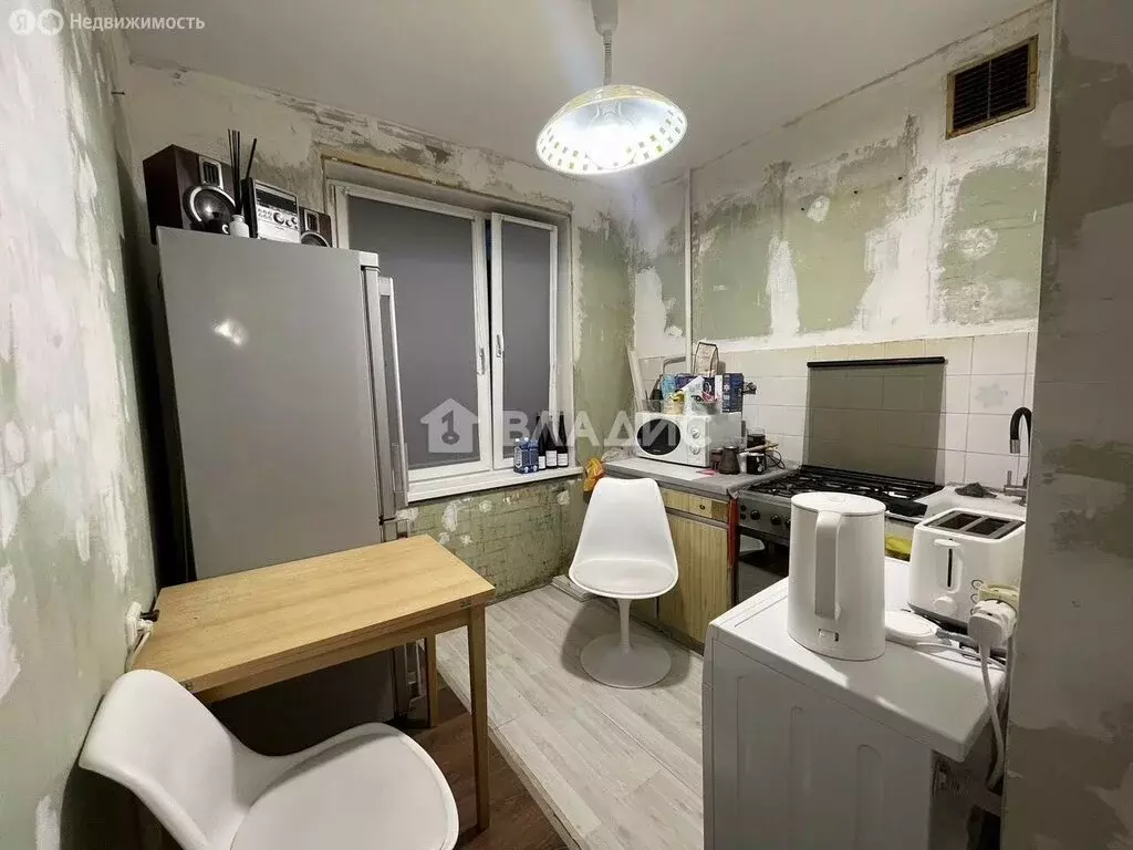 3-комнатная квартира: Москва, улица Бажова, 15к2 (58.7 м) - Фото 2